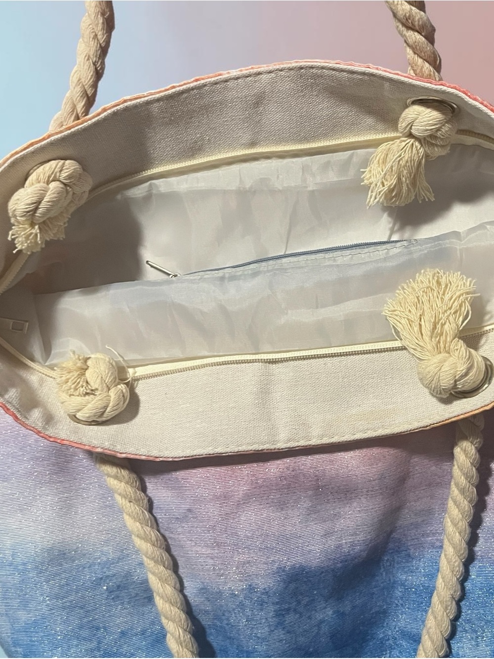 Sunset Gradient Rope-Handle Tote Bag in Multicolor - Picture 4 of 10
